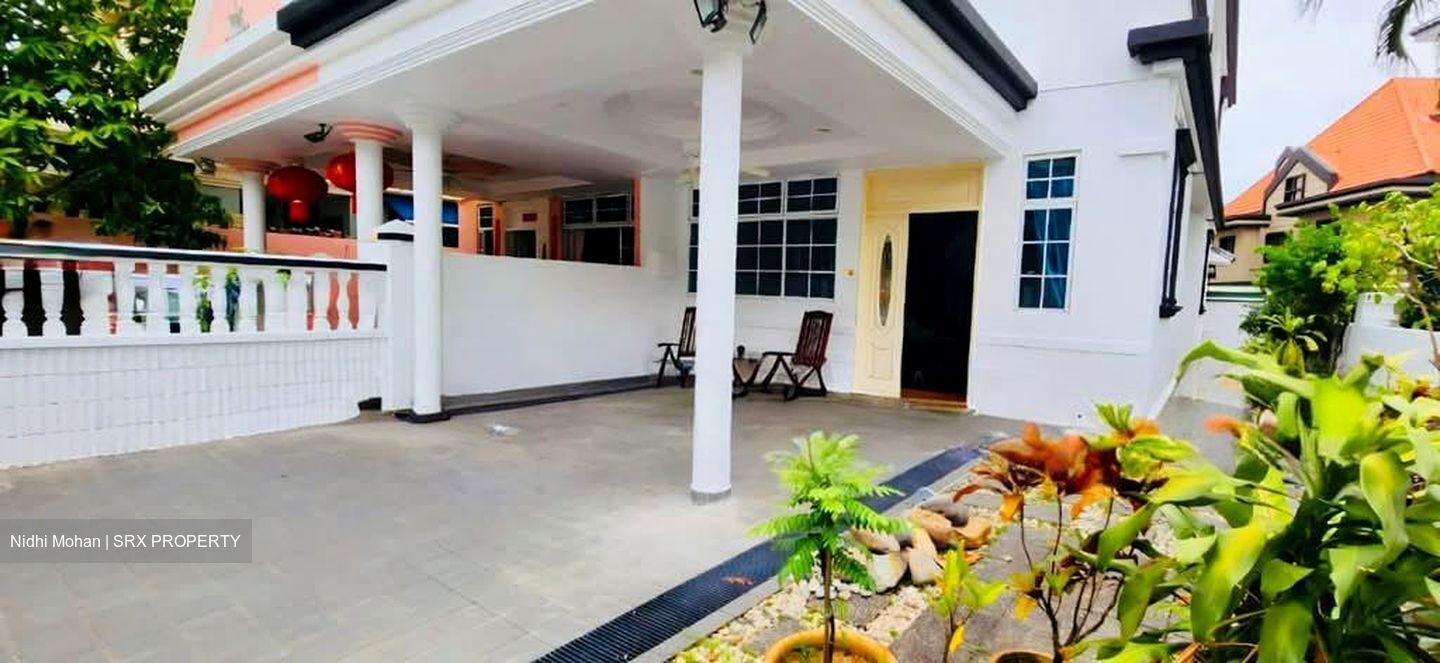 Kew Drive (D16), Semi-Detached #575264671